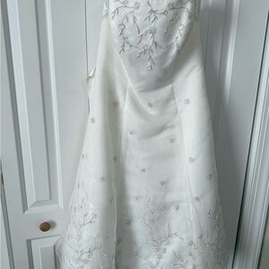 David’s Bridal Wedding Dress Ivory